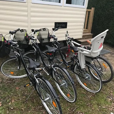 Les Charmettes 661 Holiday park 4*